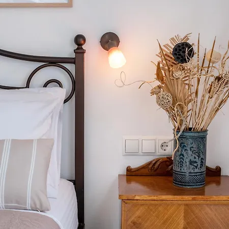 Peaceful, Panoramic Seaview Retreat Apartament
